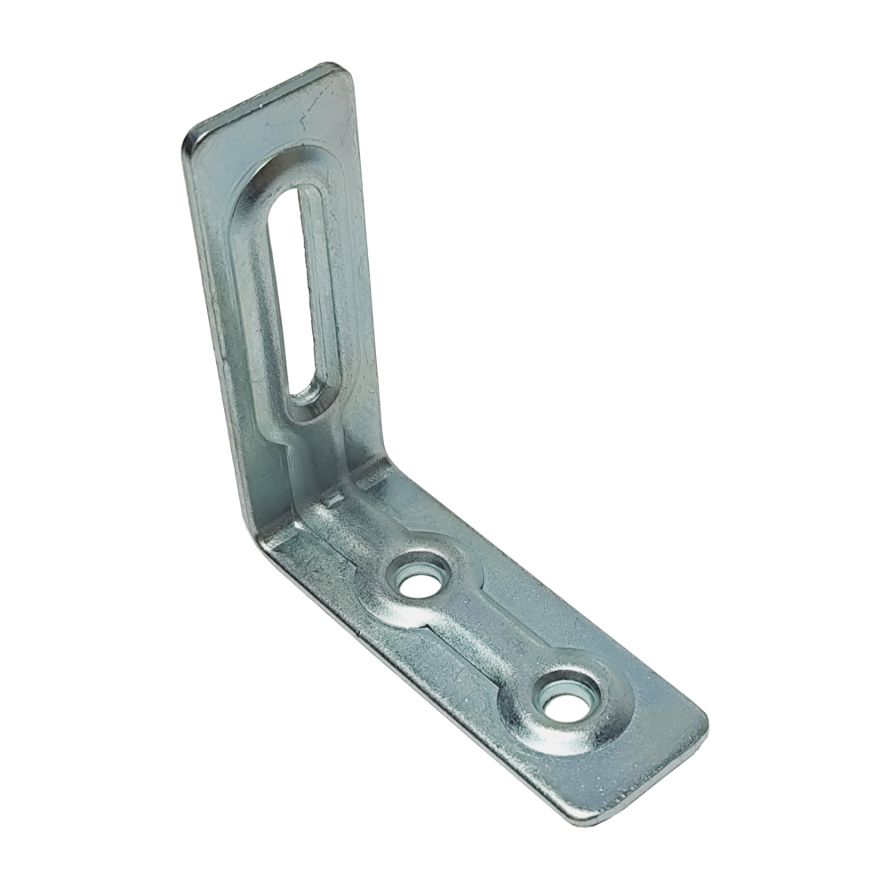 Фото Уголок 40х40х15х1.5 мм цинк (1)