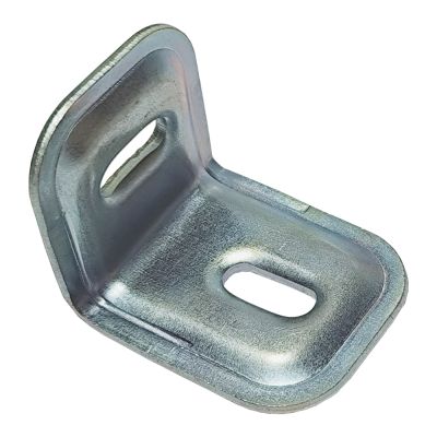 Уголок бытовой  26х31х27х1,5 мм 